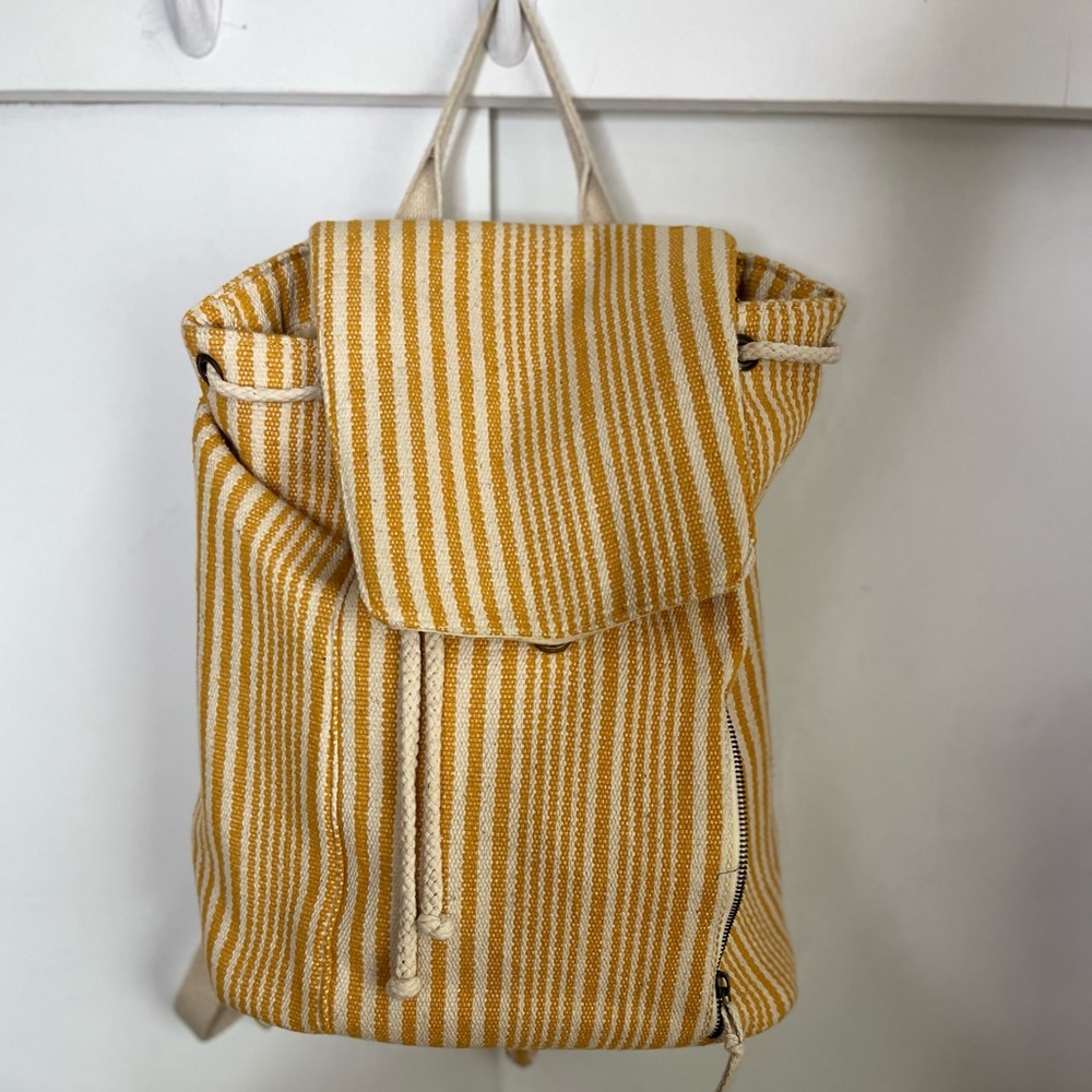 Universal Threads rucksack - Picture 4 of 6